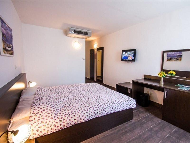 Hotel Omorika Punat Εξωτερικό φωτογραφία