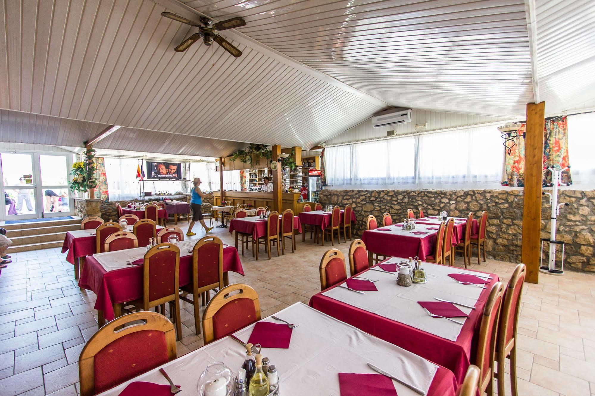 Hotel Omorika Punat Εξωτερικό φωτογραφία