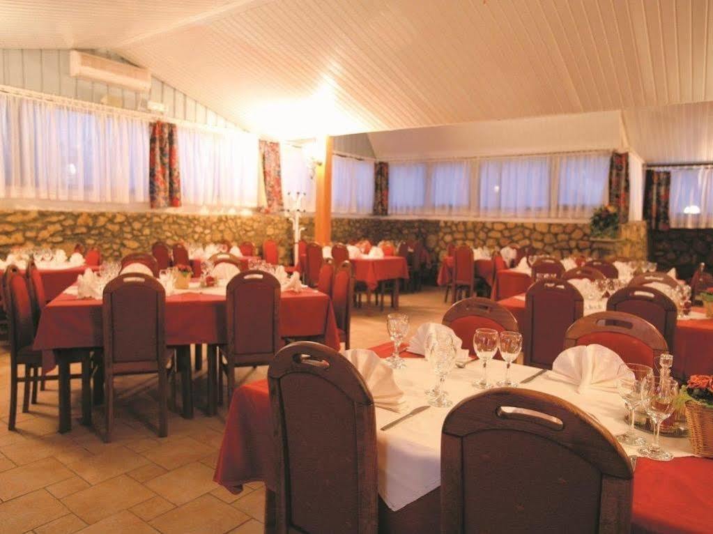 Hotel Omorika Punat Εξωτερικό φωτογραφία