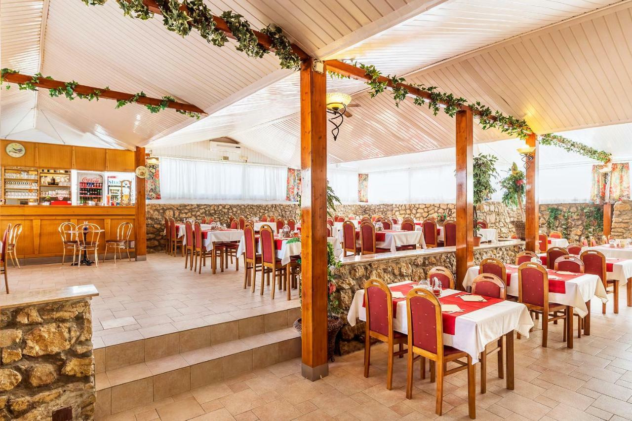 Hotel Omorika Punat Εξωτερικό φωτογραφία