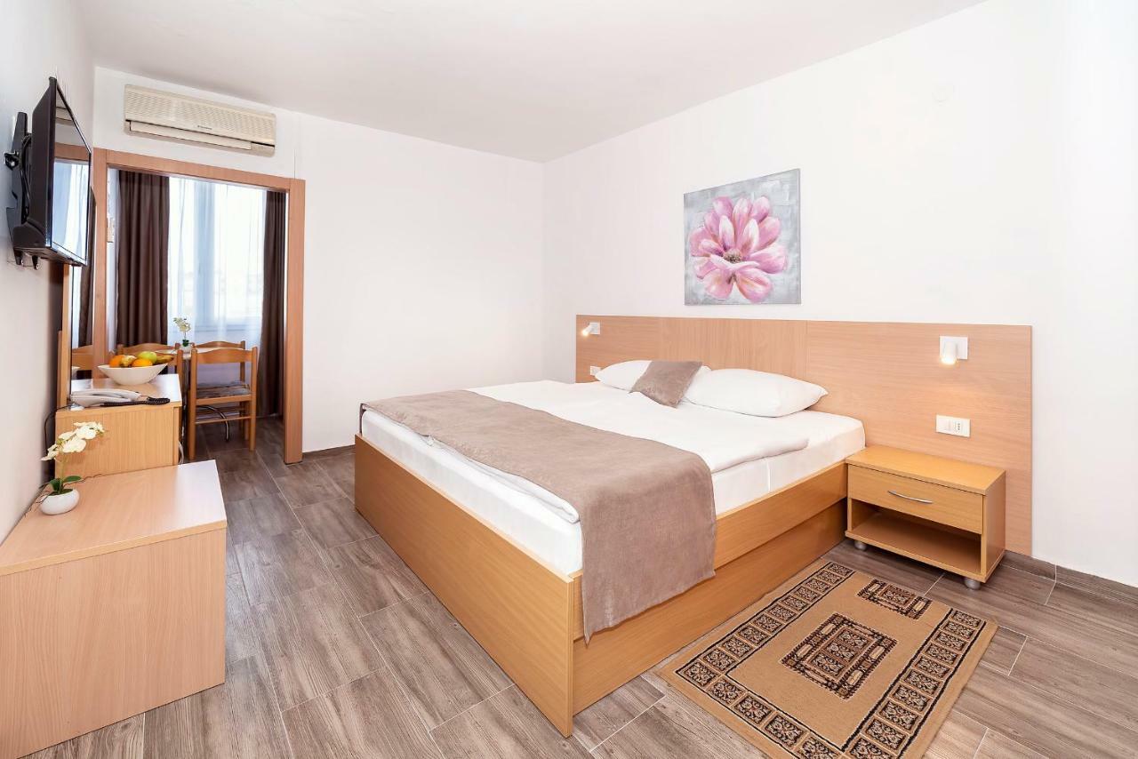Hotel Omorika Punat Εξωτερικό φωτογραφία